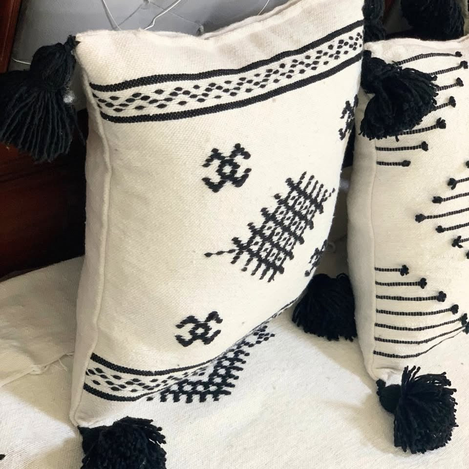 Moroccan PomPom Woven Blankets