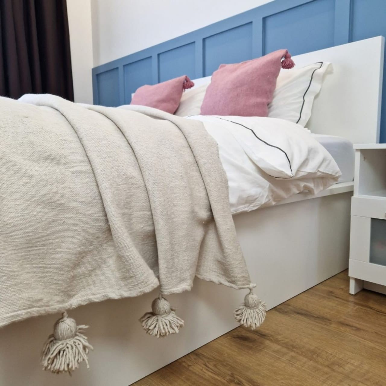 Moroccan Pompom throw blanket for sofa