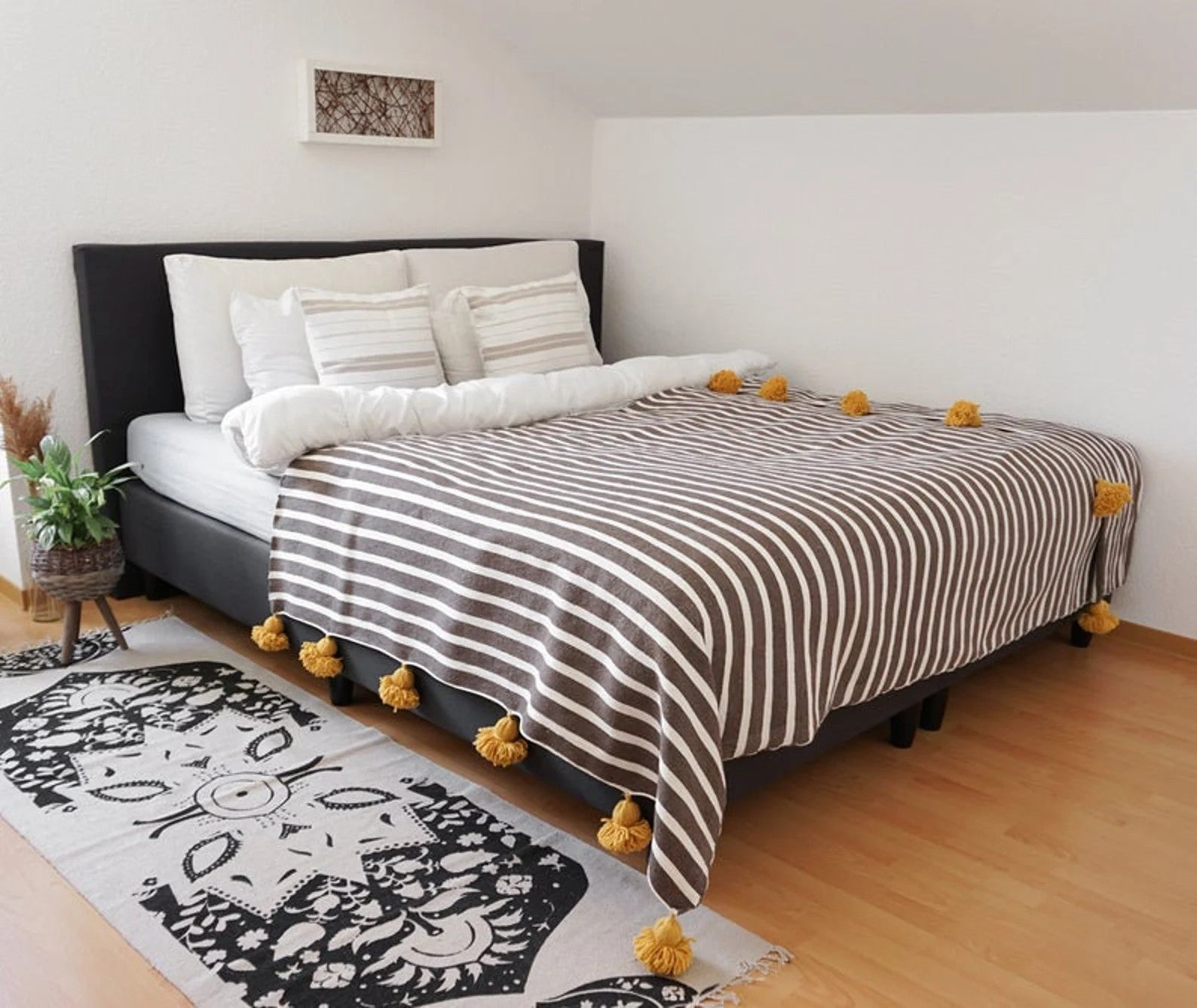 Moroccan Pompom throw blanket for sofa