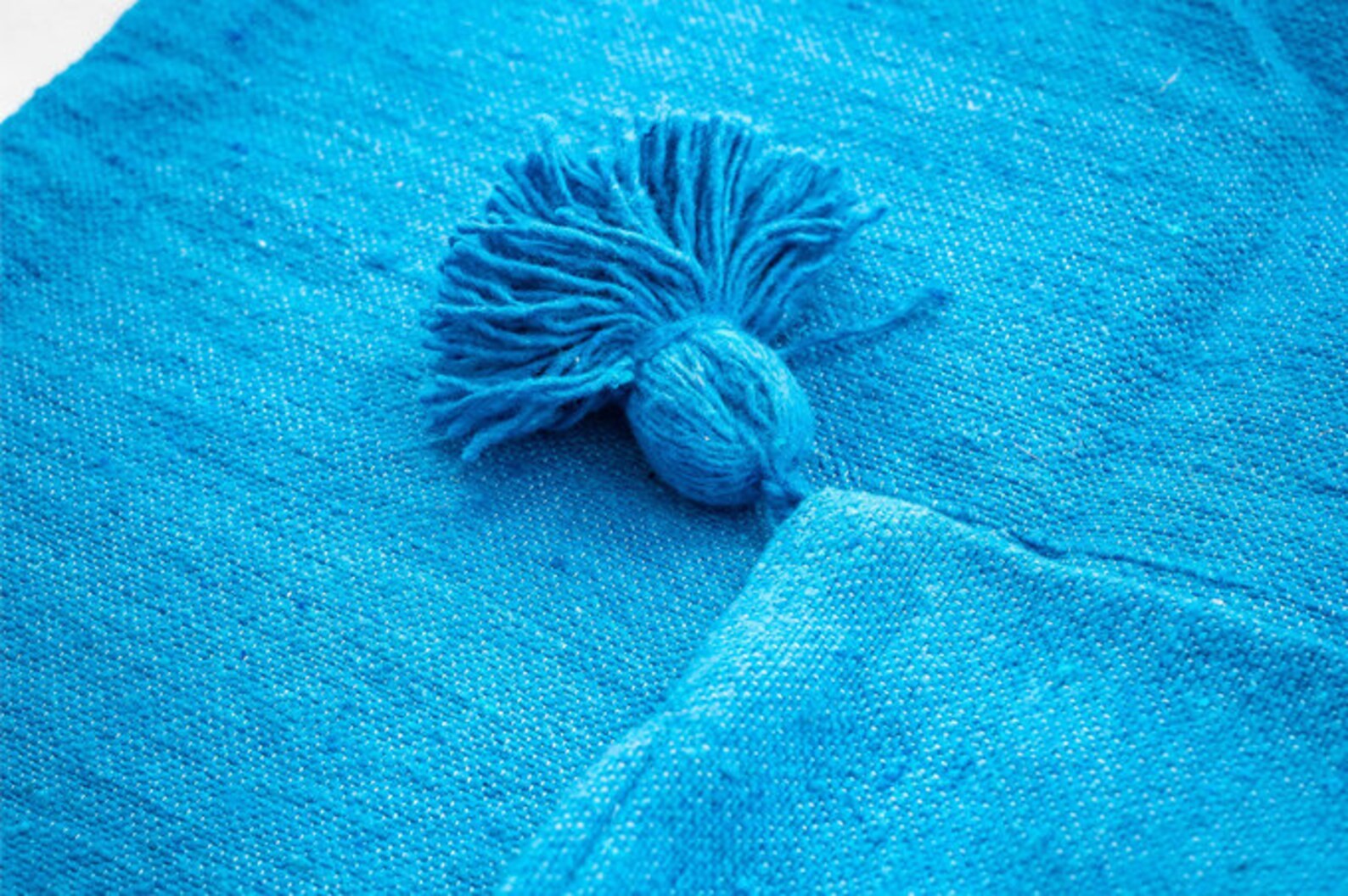 Moroccan Pompom throw blanket for sofa