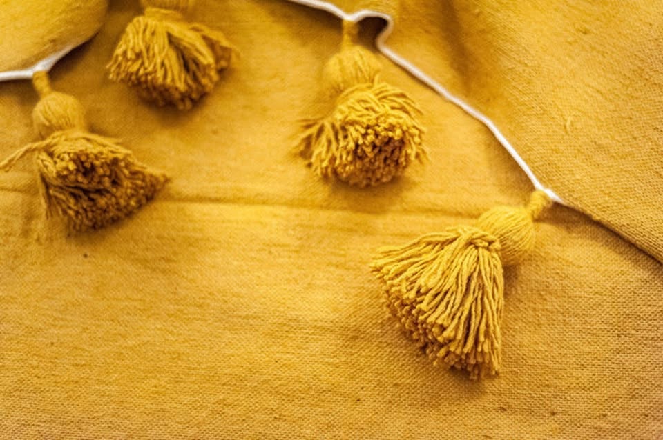 chunky knit pompom blanket ,chunky knit throw blanket , Wool blanket with pom poms ,moroccan pompom throw blankets for sofa , wool pompom throw blankets for sofa , 40x50 blanket ,100% wool blanket , 100 wool blanket , 60 x 50 blanket , 50x40 blanket , 100 cotton blanket